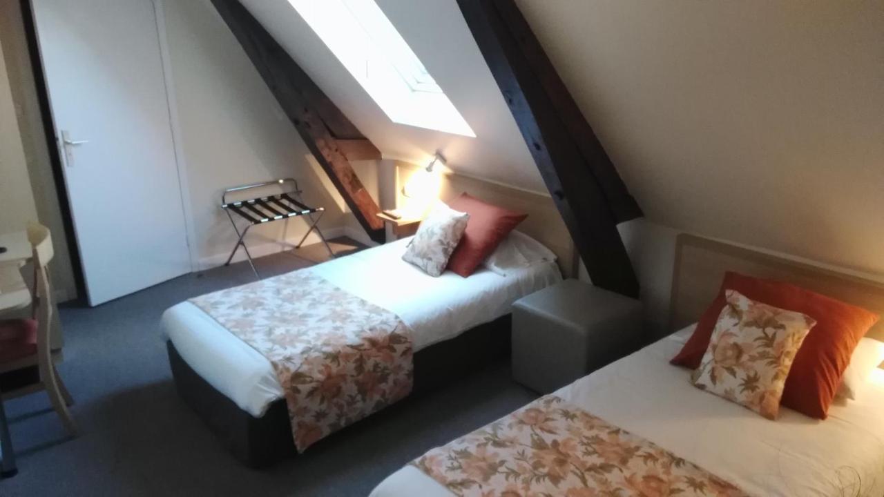 Hotel Henri IV Coutras Eksteriør billede