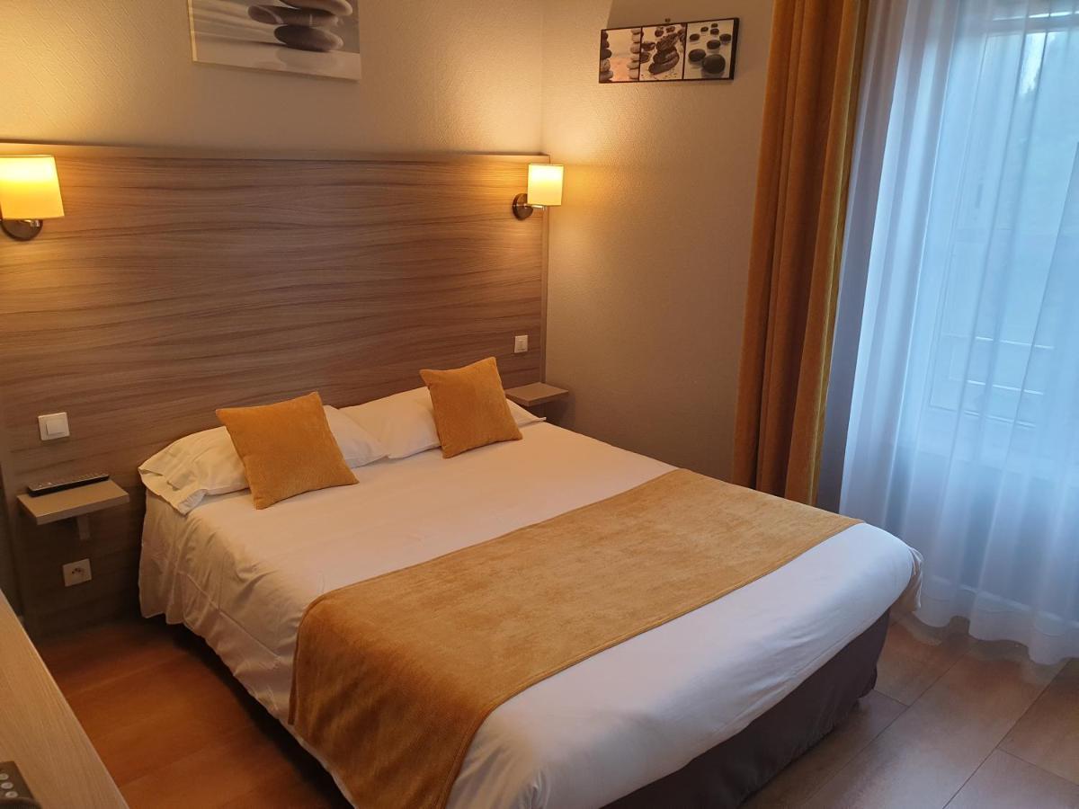 Hotel Henri IV Coutras Eksteriør billede