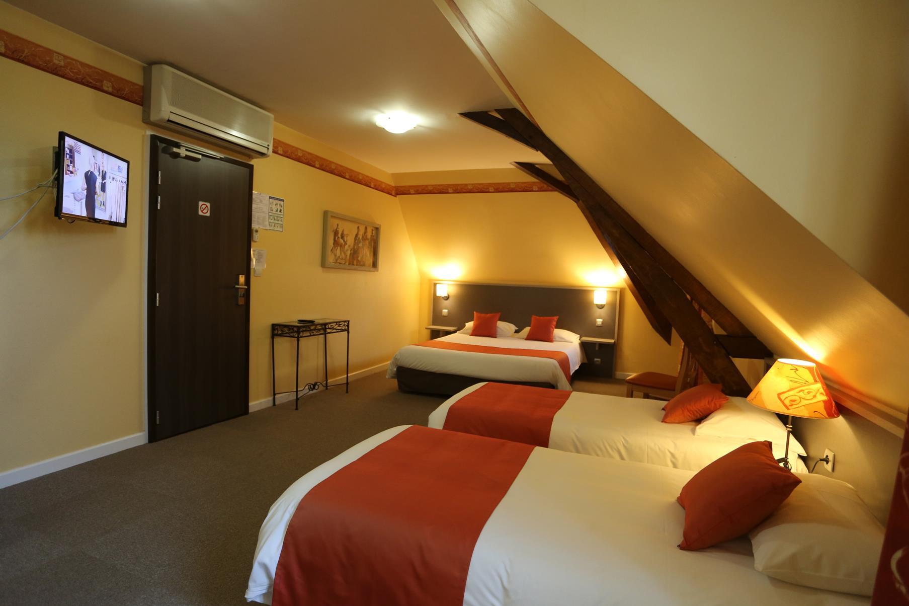 Hotel Henri IV Coutras Eksteriør billede